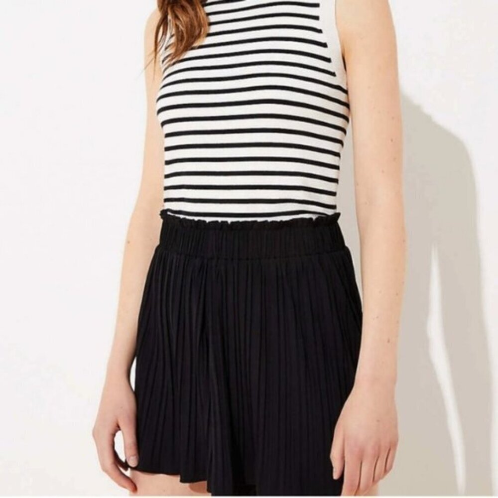 Loft Black High Rise Pleated Shorts